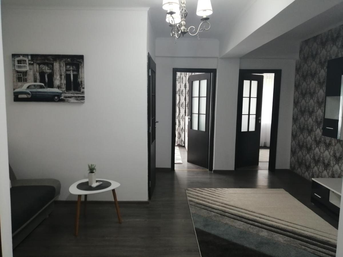 Mathias Luxury Apartments Jászvásár Kültér fotó